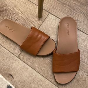 Vionic Slide